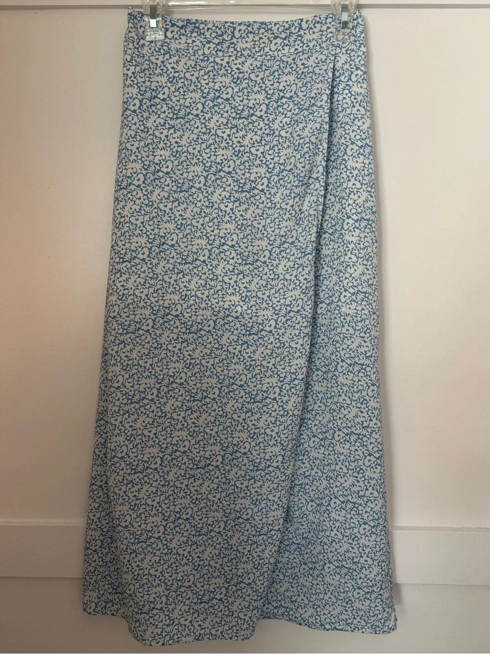Blue Floral Maxi Skirt size small in excellent condition